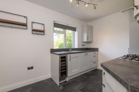 2 bedroom Semi-detached house to let in Miles Hill Terrace, Leeds, LS7