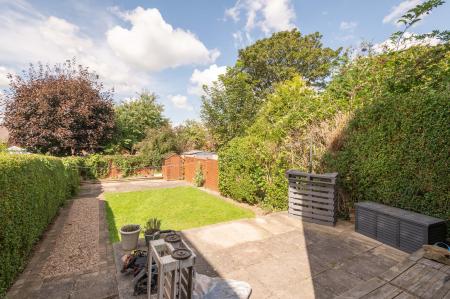 2 bedroom Semi-detached house to let in Miles Hill Terrace, Leeds, LS7