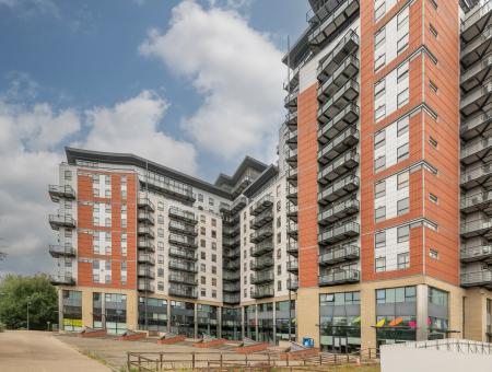 Whitehall Waterfront, 2 Riverside Way, Leeds, LS1