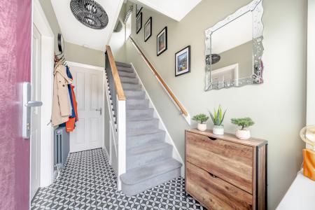 3 bedroom Semi-detached house for sale in Highwood Avenue, Moortown, Leeds, LS17