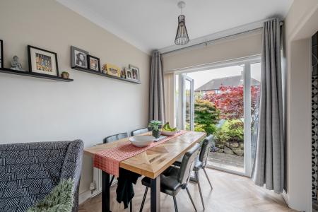 3 bedroom Semi-detached house for sale in Highwood Avenue, Moortown, Leeds, LS17