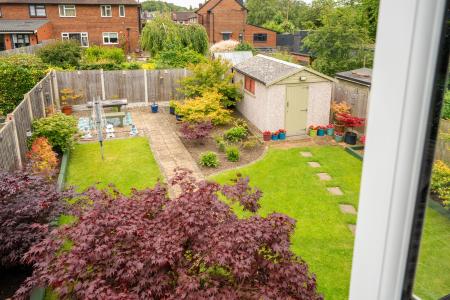 3 bedroom Semi-detached house for sale in Highwood Avenue, Moortown, Leeds, LS17