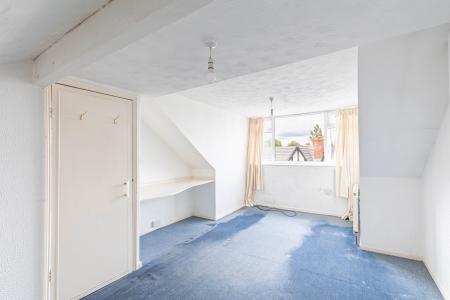 3 bedroom Terraced House to let in Cross Flatts Row, Leeds, LS11