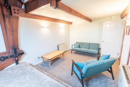 1 bedroom Flat to let in Carr Lane, Thorner, Leeds, LS14