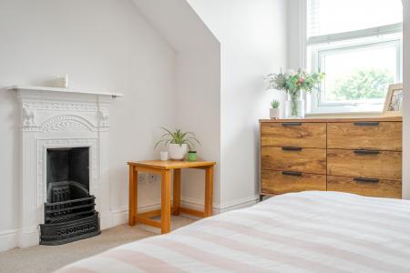 4 bedroom Terraced House for sale in Methley Grove, Chapel Allerton, Leeds, LS7