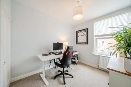 4 bedroom Terraced House for sale in Methley Grove, Chapel Allerton, Leeds, LS7