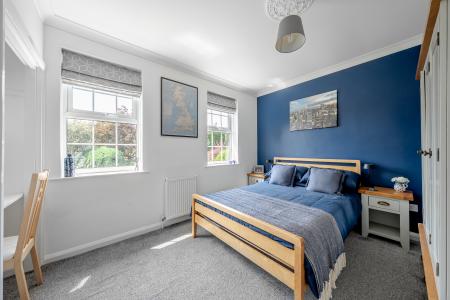 4 bedroom Detached house for sale in Shadwell Park Grove, Shadwell, Leeds, LS17