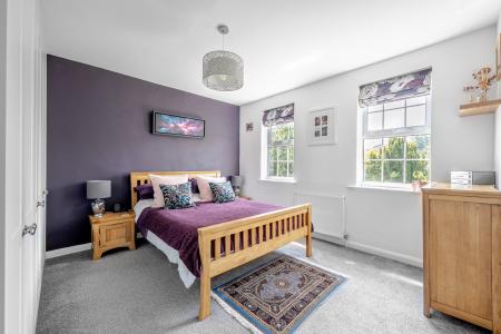 4 bedroom Detached house for sale in Shadwell Park Grove, Shadwell, Leeds, LS17