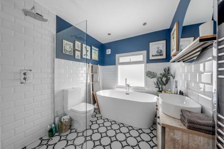 4 bedroom Semi-detached house for sale in Woodliffe Crescent, Chapel Allerton, Leeds, LS7