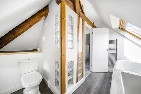 3 bedroom Duplex for sale in Park Avenue, Roundhay, Leeds, LS8