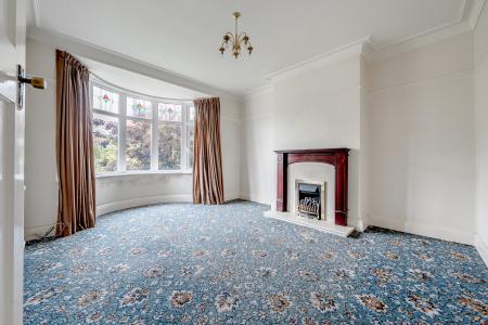 3 bedroom Semi-detached house for sale in Barthorpe Crescent, Moortown, Leeds, LS17