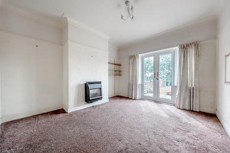 3 bedroom Semi-detached house for sale in Barthorpe Crescent, Moortown, Leeds, LS17