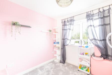2 bedroom Flat to let in Potternewton Mount, Chapel Allerton, Leeds, LS7