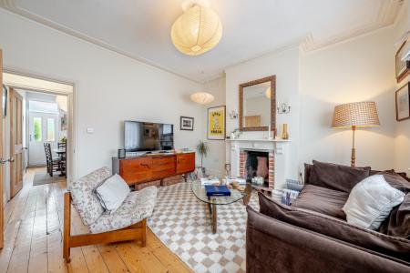 3 bedroom Terraced House for sale in Greenwood Mount, Meanwood, Leeds, LS6