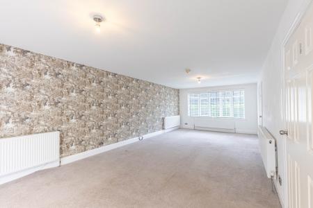 4 bedroom Detached house to let in Rand House, Foxhill Crescent, Weetwood, Leeds, LS16