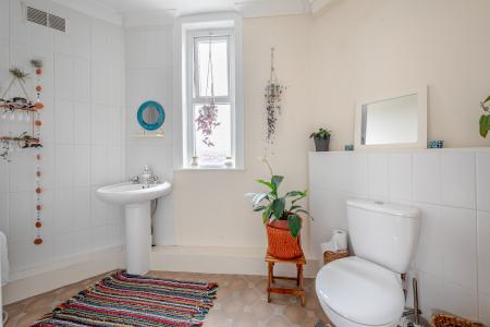 5 bedroom End of terrace house for sale in Green Road, Meanwood, Leeds, LS6