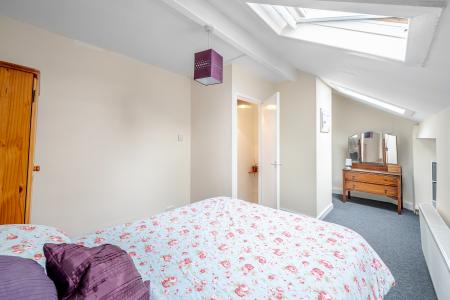 5 bedroom End of terrace house for sale in Green Road, Meanwood, Leeds, LS6