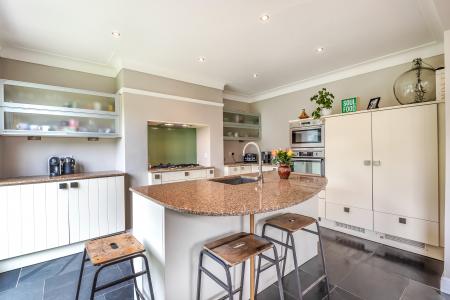 3 bedroom Semi-detached house to let in Woodliffe Crescent, Chapel Allerton, Leeds, LS7