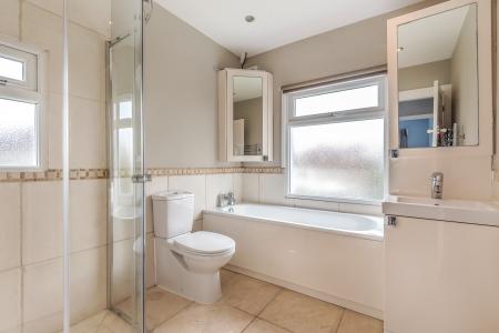 3 bedroom Semi-detached house to let in Woodliffe Crescent, Chapel Allerton, Leeds, LS7