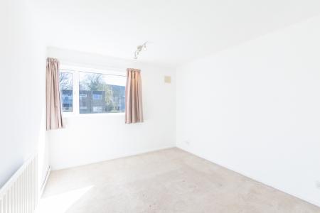 2 bedroom Flat to let in Wood Close, Wood Lane, Chapel Allerton, Leeds, LS7