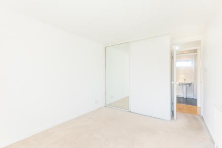 2 bedroom Flat to let in Wood Close, Wood Lane, Chapel Allerton, Leeds, LS7