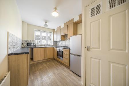 2 bedroom Flat to let in Normington House, Towler Drive, Rodley, Leeds, LS13