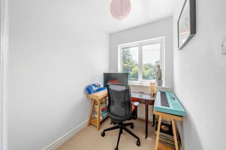 3 bedroom Semi-detached house for sale in Stainbeck Lane, Leeds, LS7