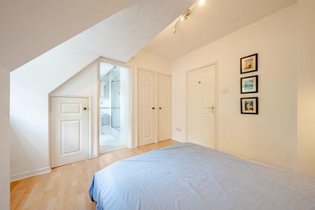 2 bedroom Flat for sale in Willow House, Chapel Allerton, Leeds, LS7