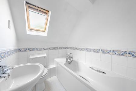 2 bedroom Flat for sale in Willow House, Chapel Allerton, Leeds, LS7