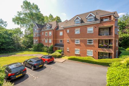 2 bedroom Flat for sale in Willow House, Chapel Allerton, Leeds, LS7