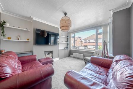 5 bedroom Semi-detached house for sale in Grange Park Rise, Roundhay, Leeds, LS8