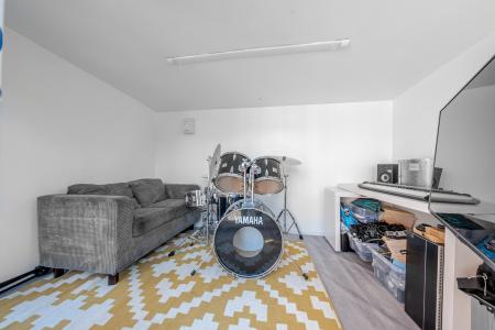 5 bedroom Semi-detached house for sale in Grange Park Rise, Roundhay, Leeds, LS8