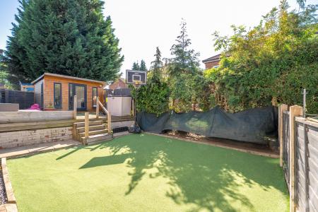 5 bedroom Semi-detached house for sale in Grange Park Rise, Roundhay, Leeds, LS8