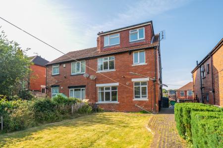 5 bedroom Semi-detached house for sale in St Martins View, Chapel Allerton, Leeds, LS7