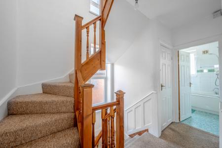 5 bedroom Semi-detached house for sale in St Martins View, Chapel Allerton, Leeds, LS7