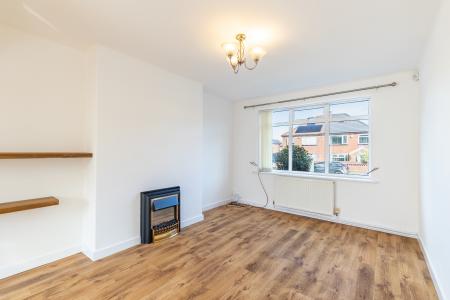 3 bedroom Semi-detached house to let in Sandway, Cross Gates, Leeds, LS15