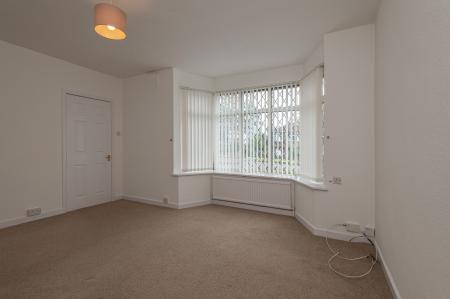 3 bedroom Semi-detached house to let in The Avenue, Alwoodley, Leeds, LS17