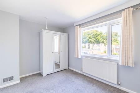 3 bedroom Terraced House for sale in Park Edge Close, Roundhay, Leeds, LS8