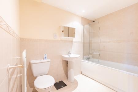 2 bedroom Flat to let in Mertensia House, 77a Mabgate, Leeds, LS9