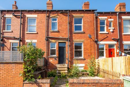 5 bedroom Terraced House for sale in Potternewton Lane, Chapel Allerton, Leeds, LS7