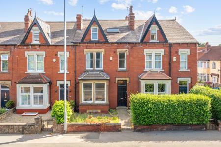 5 bedroom Terraced House for sale in Potternewton Lane, Chapel Allerton, Leeds, LS7