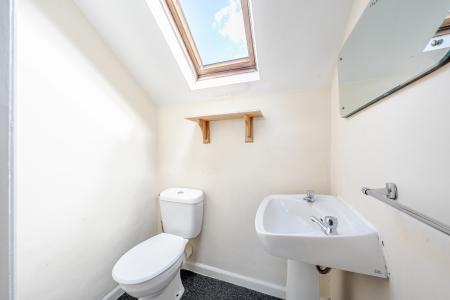 5 bedroom Terraced House for sale in Potternewton Lane, Chapel Allerton, Leeds, LS7