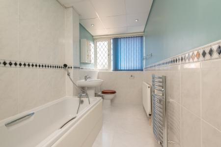3 bedroom Town house to let in Dominion Avenue, Chapel Allerton, Leeds, LS7