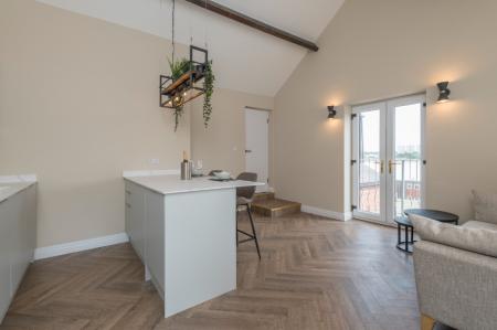 2 bedroom Flat to let in St Thomas House, St Thomas Row, Leeds, LS2