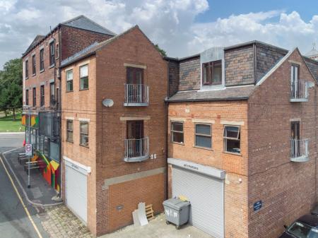 2 bedroom Flat to let in St Thomas House, St Thomas Row, Leeds, LS2