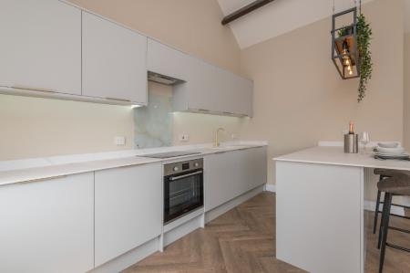 2 bedroom Flat to let in St Thomas House, St Thomas Row, Leeds, LS2
