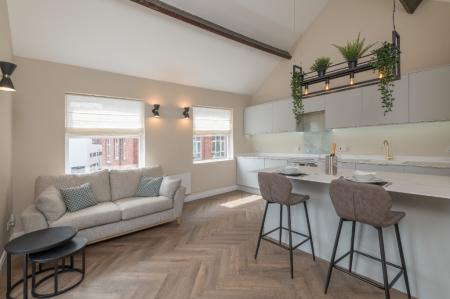 2 bedroom Flat to let in St Thomas House, St Thomas Row, Leeds, LS2