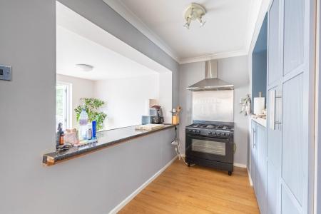 3 bedroom Semi-detached house to let in Birchwood Avenue, Moortown, Leeds, LS17