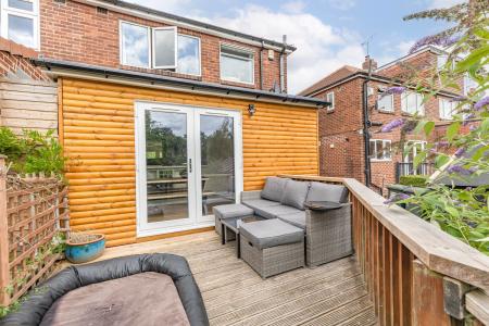 3 bedroom Semi-detached house to let in Birchwood Avenue, Moortown, Leeds, LS17