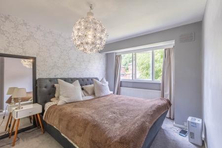 3 bedroom Semi-detached house to let in Birchwood Avenue, Moortown, Leeds, LS17